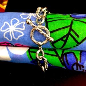 Stunning🤩Oval-Linked CZ-Filled Silver Bracelet